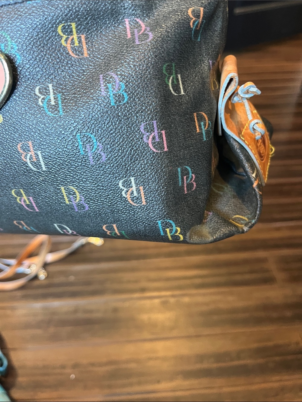 Dooney & Bourke Bundle! - Picture 12 of 14